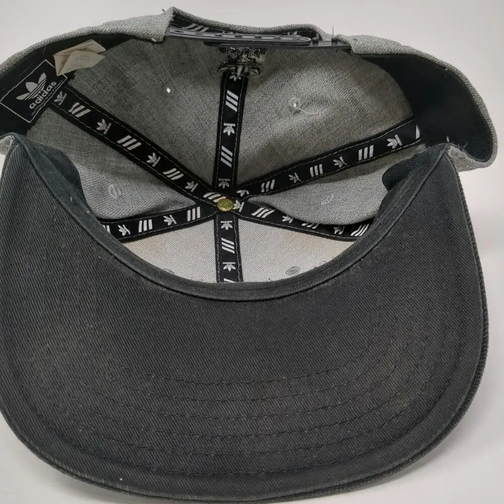 Adidas Snapback Gray Black One Size Flat Brim Trefoil Logo Structured Wool Hat